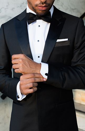 look novio perfecto esmoquin bodasyweddings