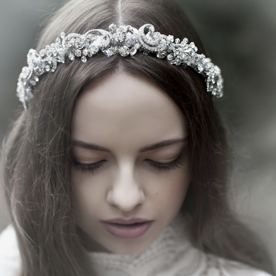 novias con tocados: tiaras